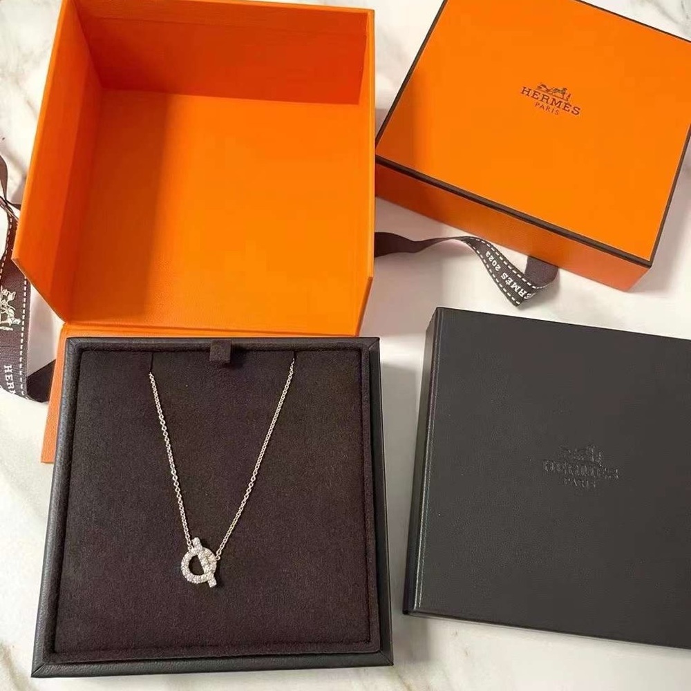 Hermes Finesse pendant - rosegold